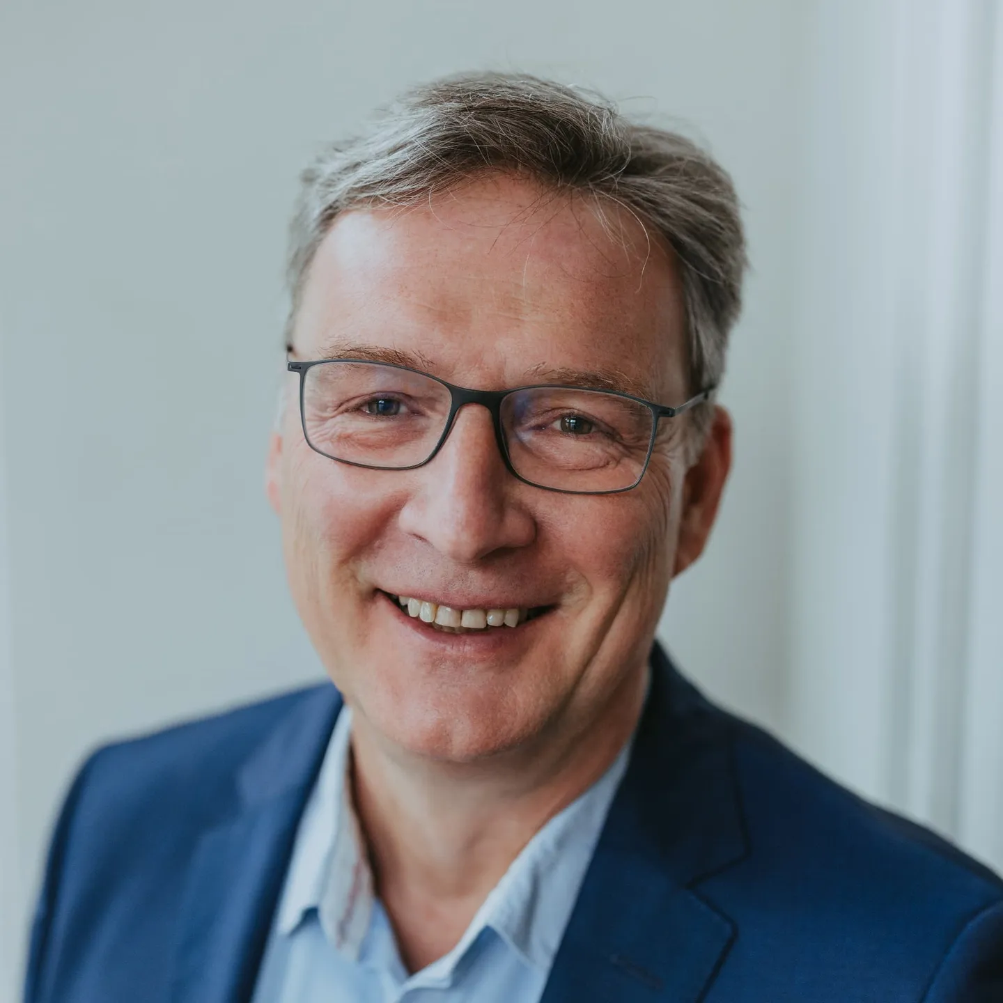 Dr. med. Michael W. Payne im Porträt